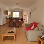 Paphos Holiday Home Tatil Evi *