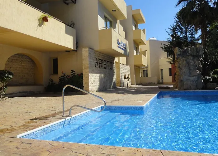 Paphos Holiday Home