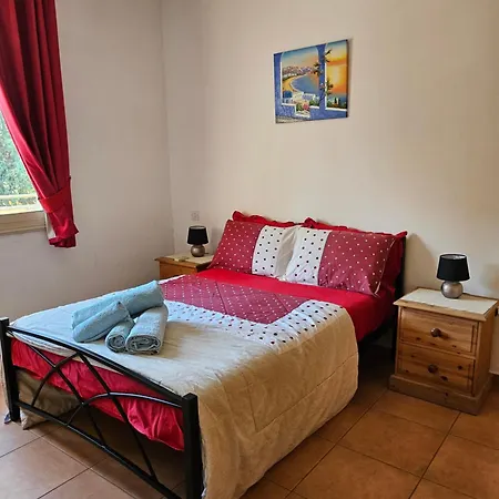 Paphos Holiday Home *