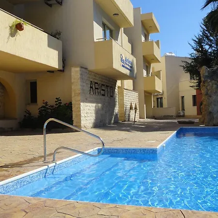 Paphos Holiday Home