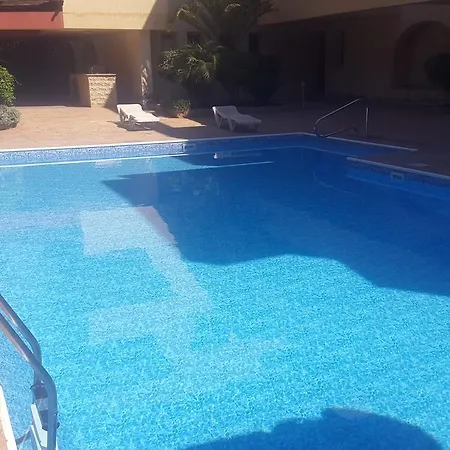 Paphos Holiday Home * Pafos