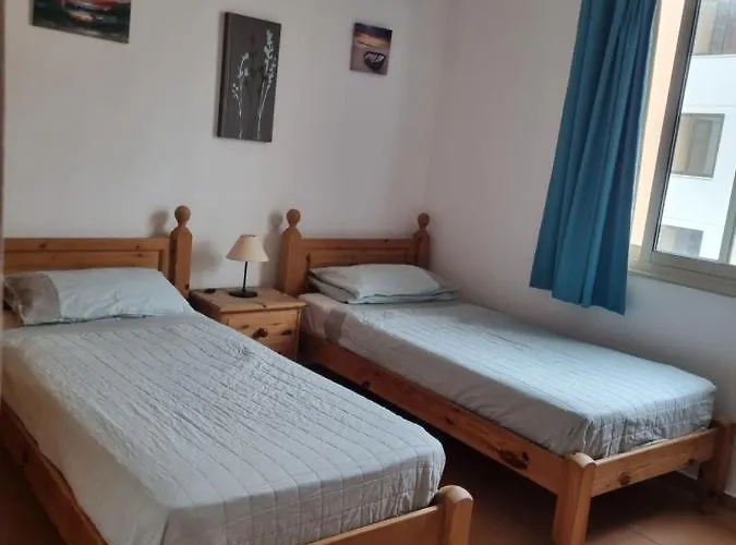 Paphos Holiday Home *