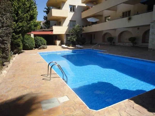 Paphos Holiday Home Пафос