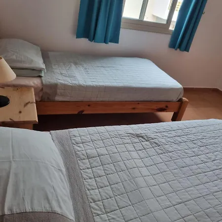Paphos Holiday Home Dom wakacyjny *