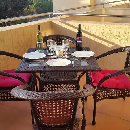 Paphos Holiday Home Tatil Evi *