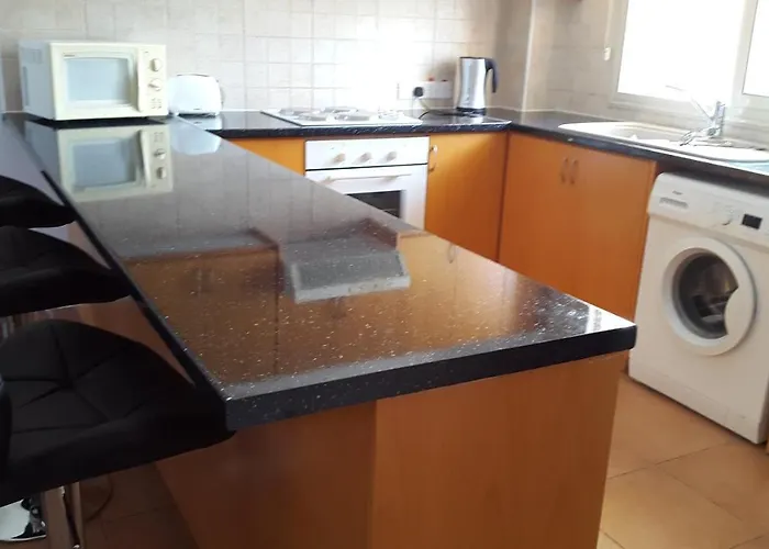 Paphos Holiday Home *